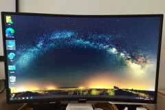 win10开机强制进入安全模式后屏幕闪烁