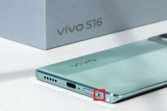 vivos16取卡孔在哪里