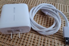 oppo65w原装充电器怎么辨别真假